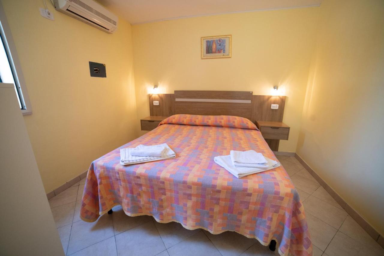 Coppola Rossa Relax Bed and Breakfast Vieste Exteriör bild