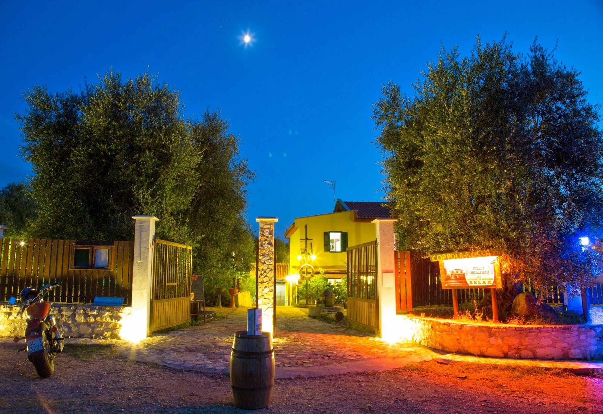 Coppola Rossa Relax Bed and Breakfast Vieste Exteriör bild